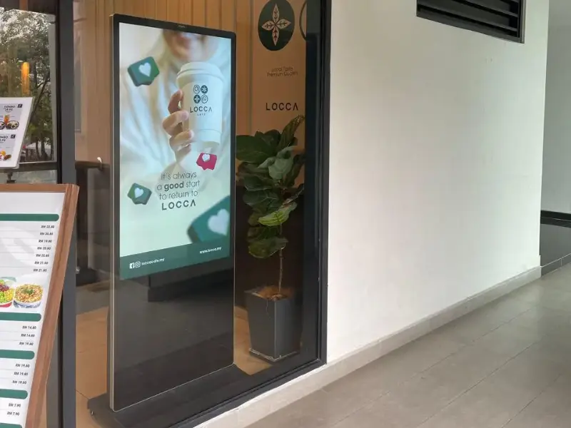 Locca Cafe 咖啡廳｜馬來西亞 數位看板案例